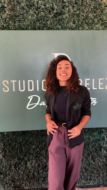 Darcy Santos no DS Studio de Beleza